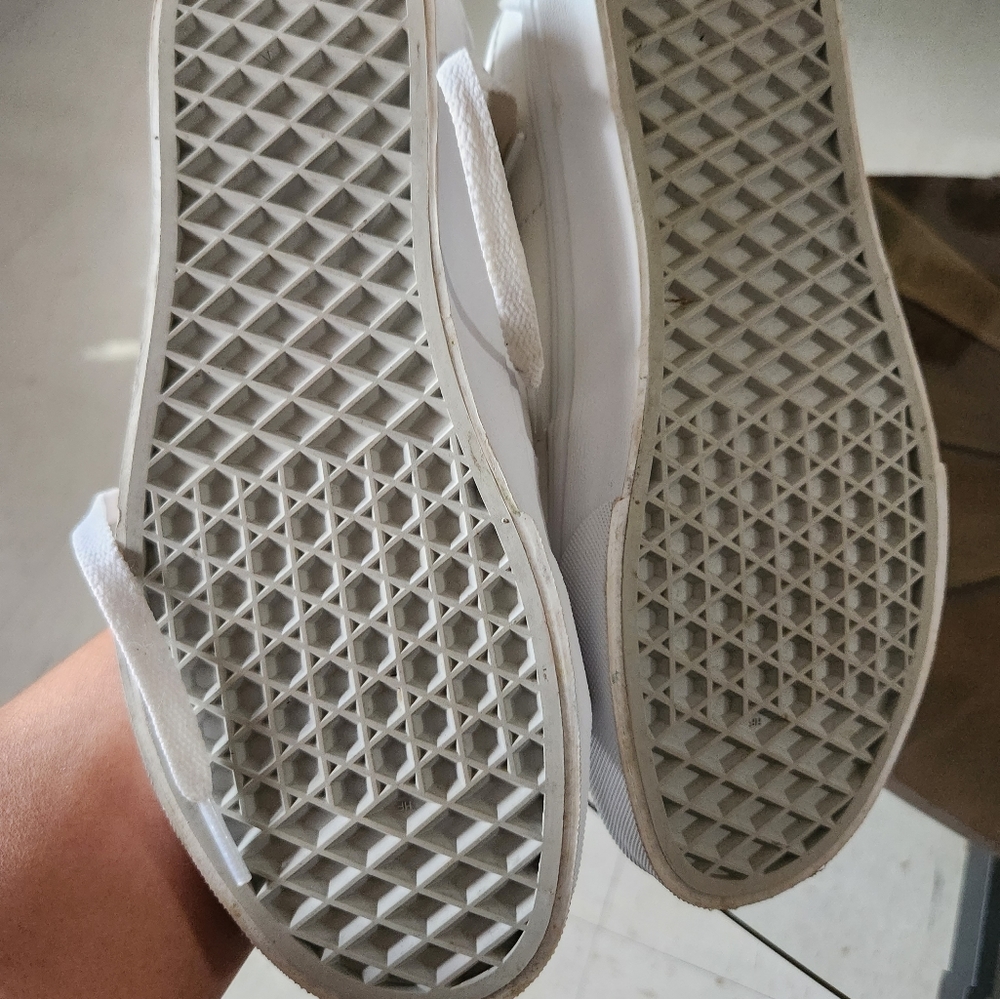 Vans shoes - Picture 4 of 4